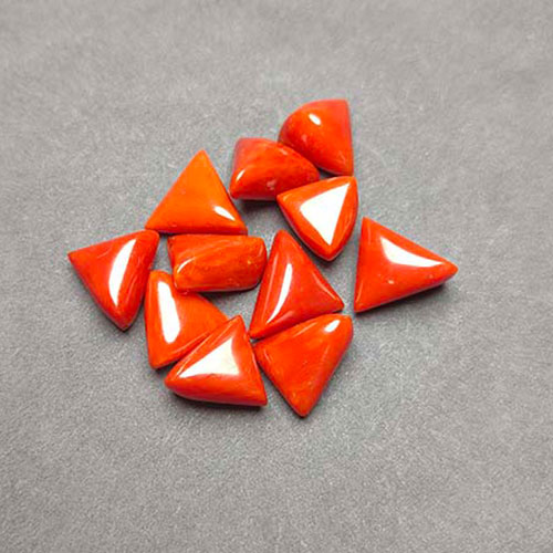 Red Coral Triangle Shape (6 to 7 Ratti) - Best Quality Munga